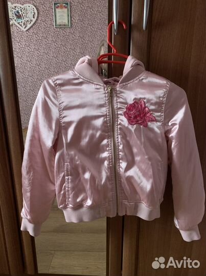 Куртка/ветровка для девочки 140