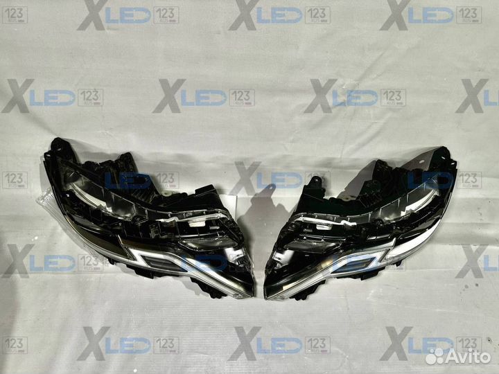 Фары Левая Правая Kia Carnival 2021