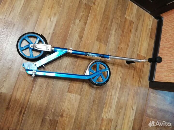 Самокат Razor A5 Lux складной