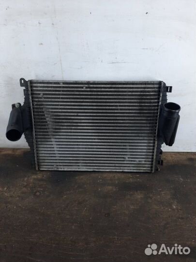 Интеркулер Jaguar Xf X250 седан 3.0 2010