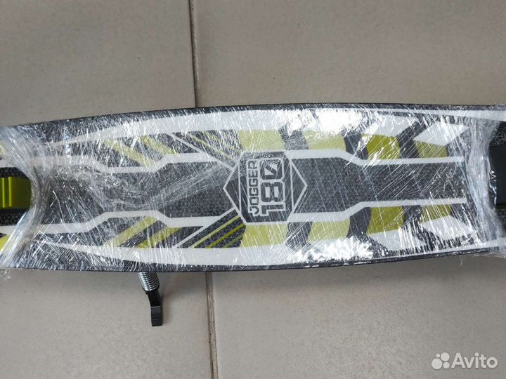 Самокат TT 180 Jogger зеленый