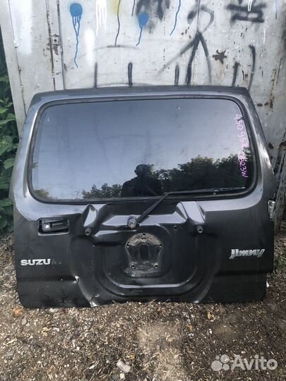 Дверь багажник suzuki jmni