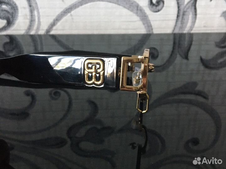 Солнцезащитные очки женские