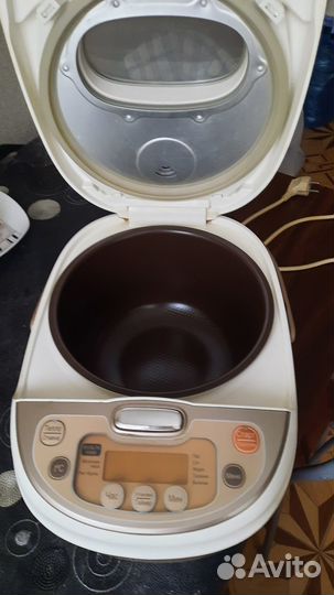 Мультиварка redmond