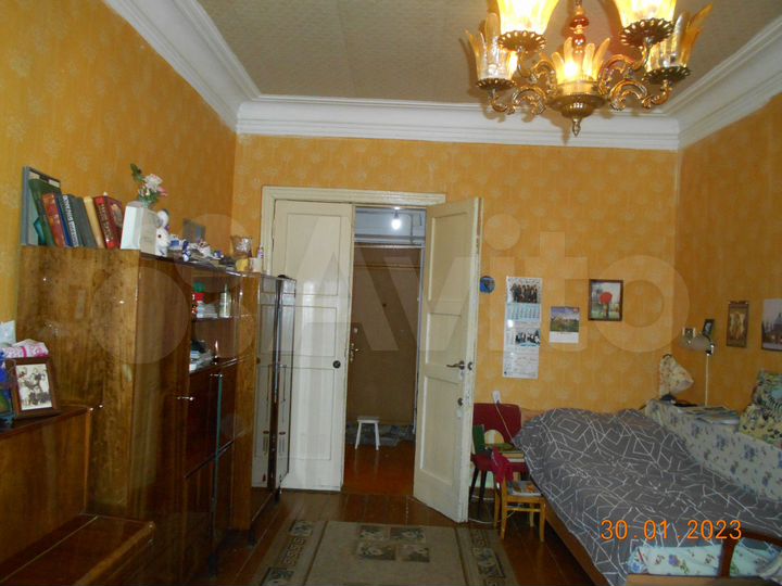 3-к. квартира, 81,9 м², 2/4 эт.