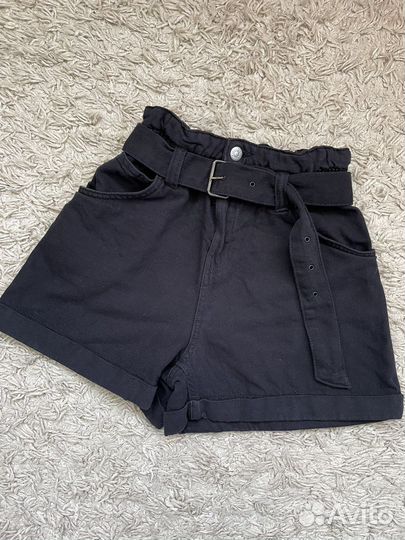 Стильные свободные шорты Bershka (Бангладеш)