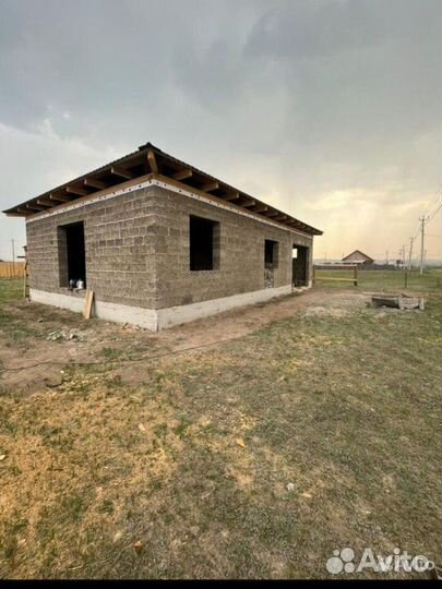 Бригада строителей