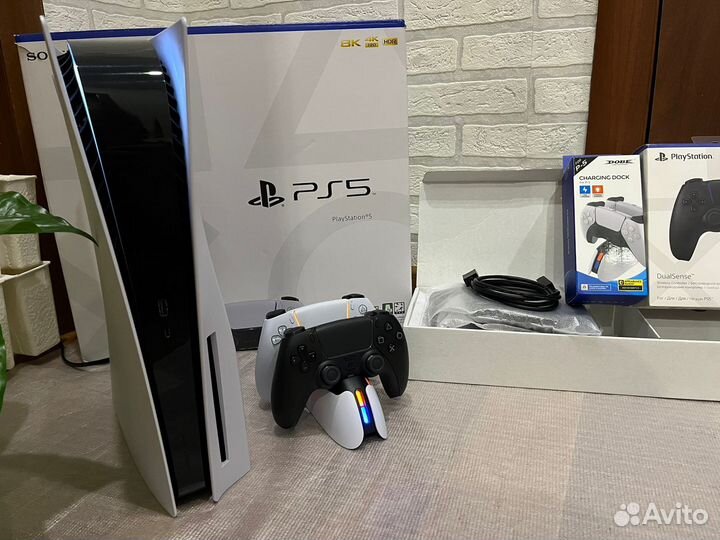 Sony Playstation 5 2/гем/зарядка+400 игрушек