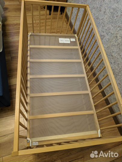 Детская кроватка