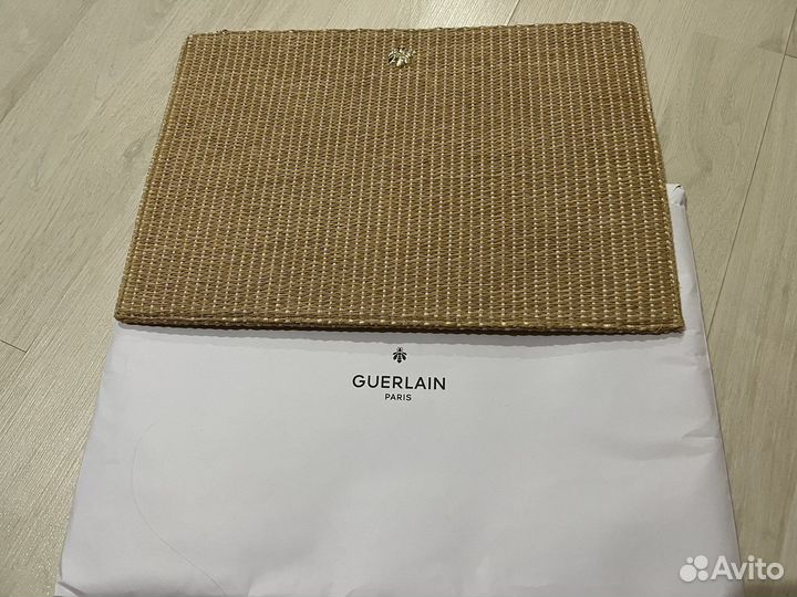 Косметичка guerlain paris