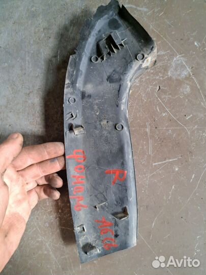 Накладка заднего фонаря Audi A6 C6