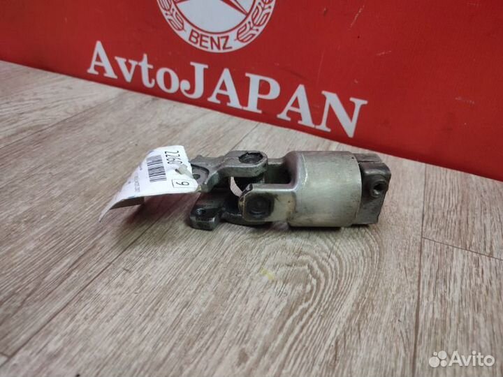 Рулевой карданчик Mercedes-Benz C W203 4matik M112