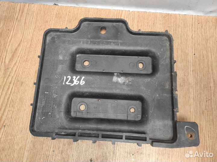 Крепление акб (корпус/подставка) Kia Rio 2 (JB)