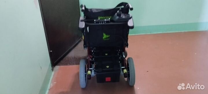 Инвалидное кресло коляска с электроприводом