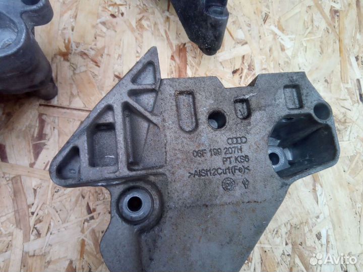 Кронштейн опоры двс Vw, Skoda, Seat