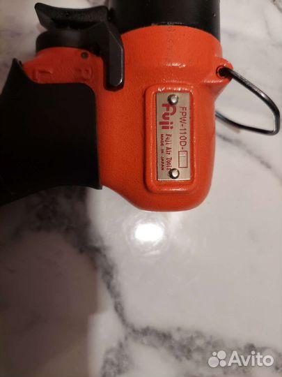 Гайковерт пневматический