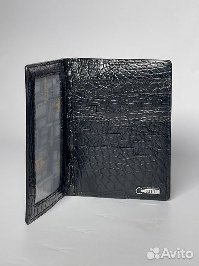 Обложка на паспорт Zilli из кожи крокодила
