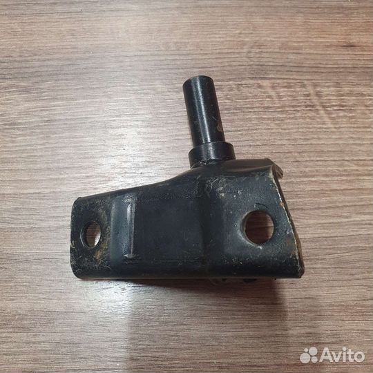 Кронштейн задн амортизатора левый Chery Tiggo T11