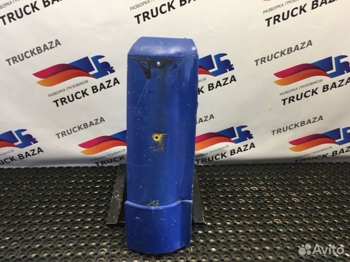 Дефлектор капота правый