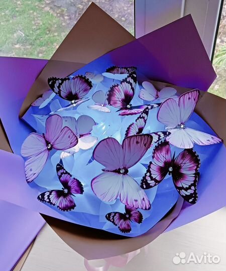 Букет из бабочек в наличии