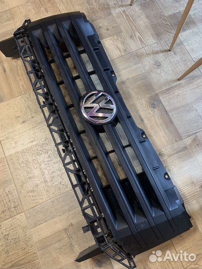 Решетка радиатора volkswagen крафтер