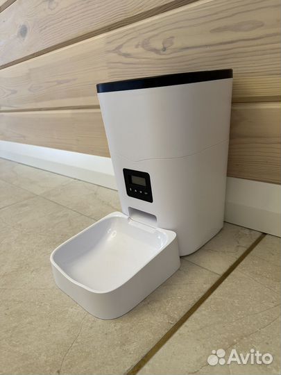 Автоматическая кормушка для кошек с таймером 3 л