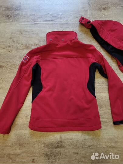 Куртка SoftShell 42-44 размер