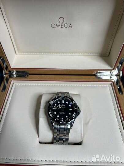 Часы Omega Seamaster Driver 300M