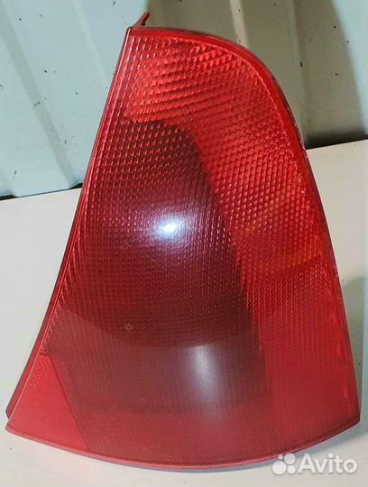 Фонарь задний правый Renault Clio II 1998-2001
