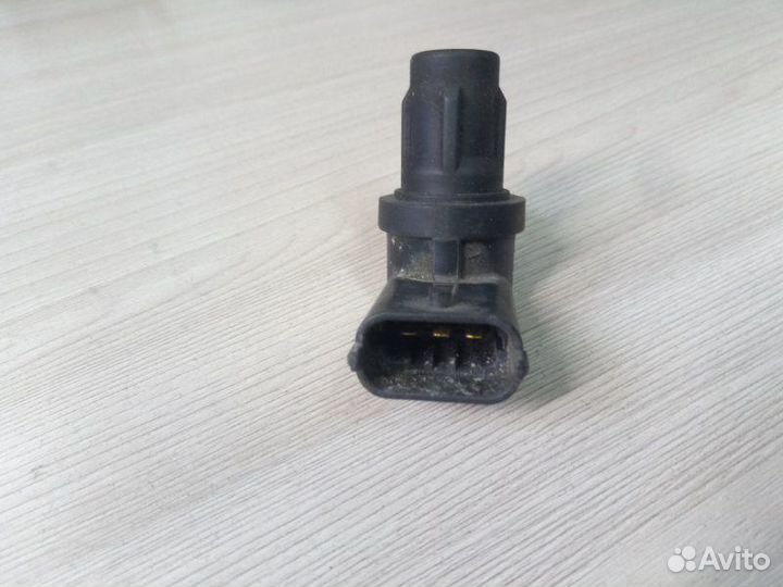 Датчик положения распредвала Ford Focus 2