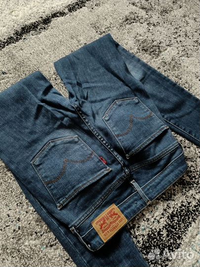 Джинсы женские levis