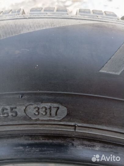 Pirelli P Zero Rosso 215/60 R17