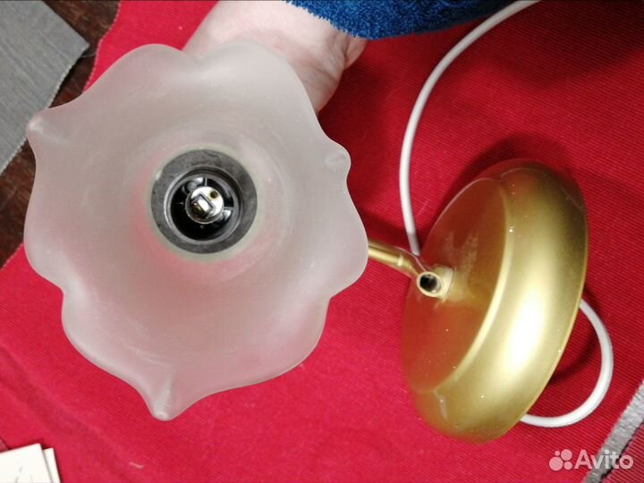 Настенный светильник