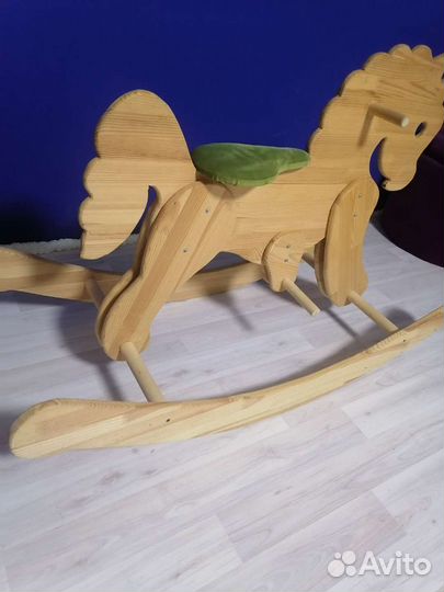 Детская лошадка качалка