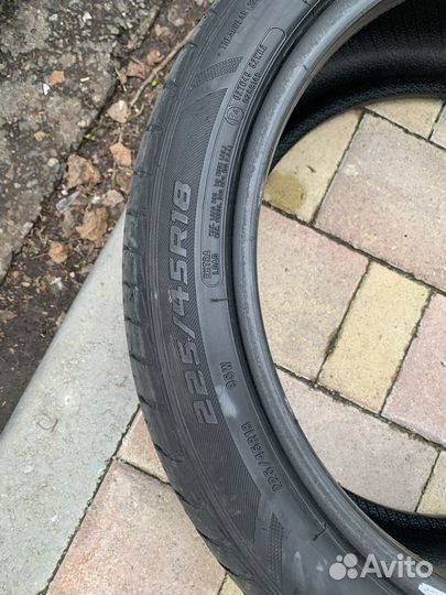 Prinx HiRace HZ1 225/45 R18 95W