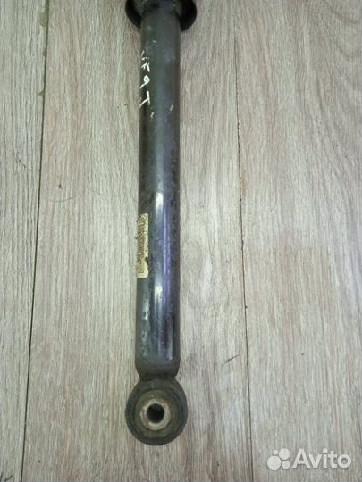 Амортизатор задний правый Opel Astra J универсал