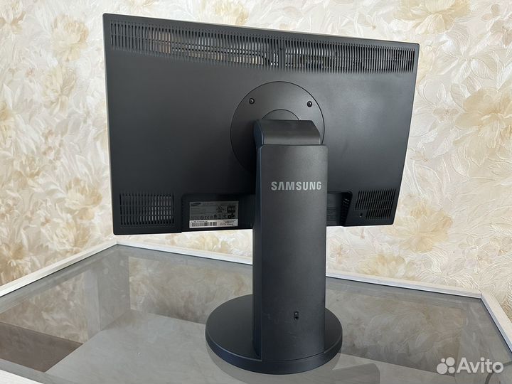 Монитор 24 дюйма Samsung SyncMaster 2443bv