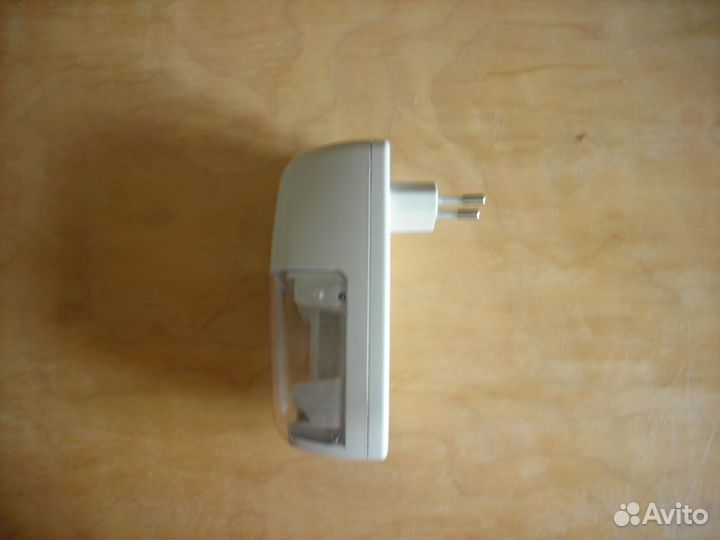 Зарядное устройство для аккумуляторных батареек