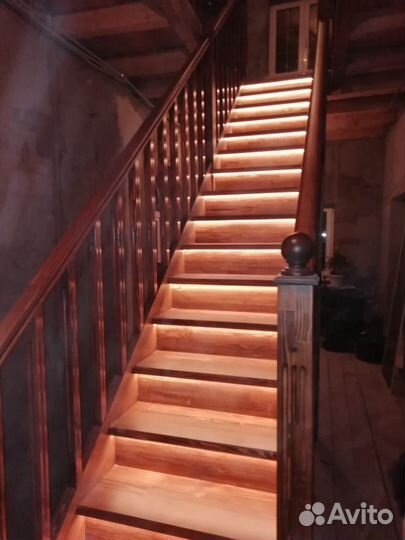 Изготовление и установка деревянных лестниц