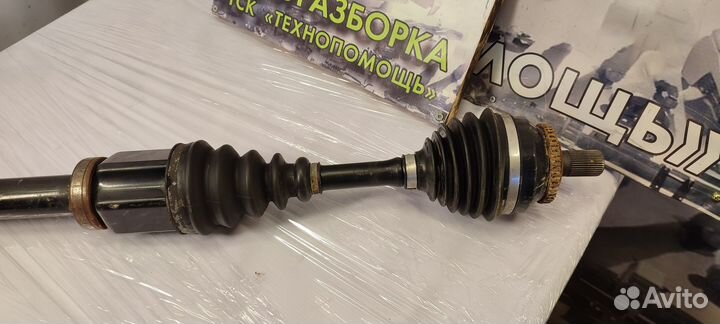 Правый привод Volvo S80