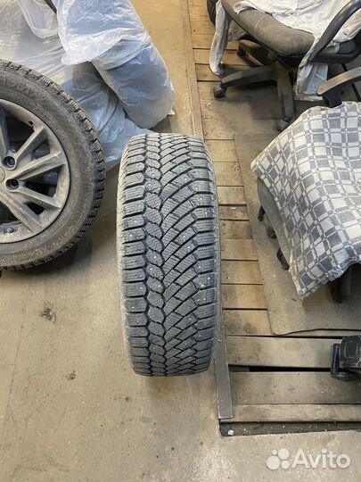 Nord Wolf Cargo 215/60 R16 99T