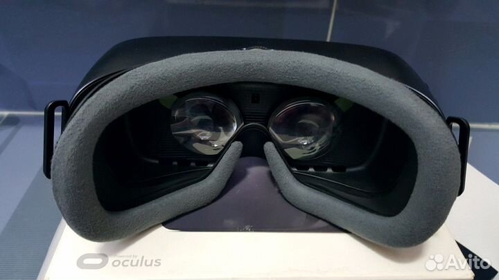Новые очки виртуальной реальности samsung Gear VR