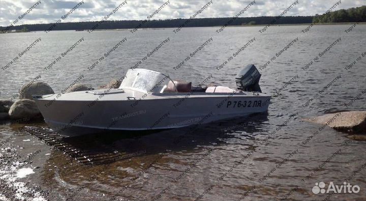 Моторная лодка Прогресс 2 с мотором Yamaha 50 л.с