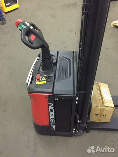 Штабелер Noblelift