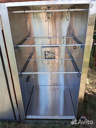 Коптильня с вентилятором сушки и конвекции