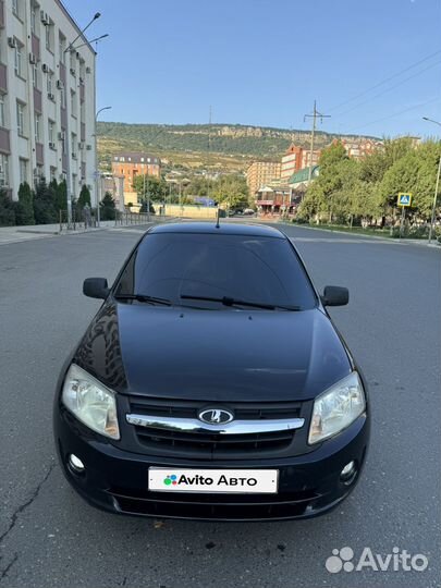 LADA Granta 1.6 AT, 2012, 200 000 км