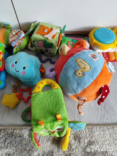 Развивающие игрушки