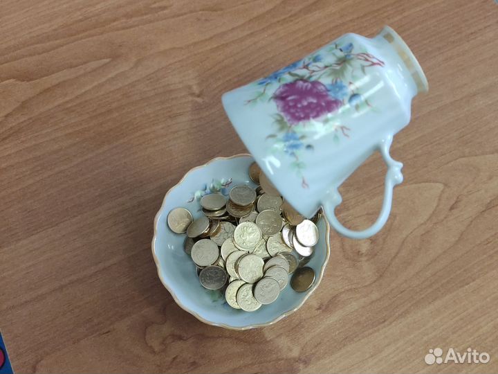 Топиарий из монет для привлечения денег