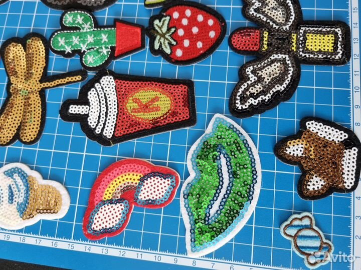 Нашивки-наклейки на одежду, рюкзак, телефон и т.п