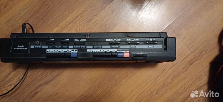 Магнитофон international